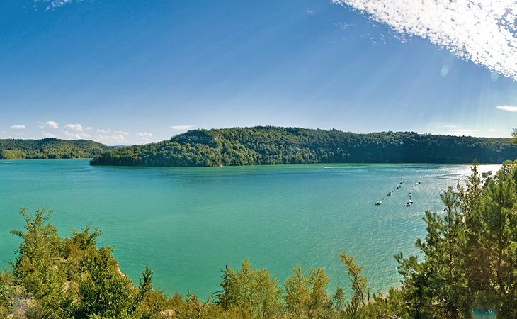 Vouglans湖