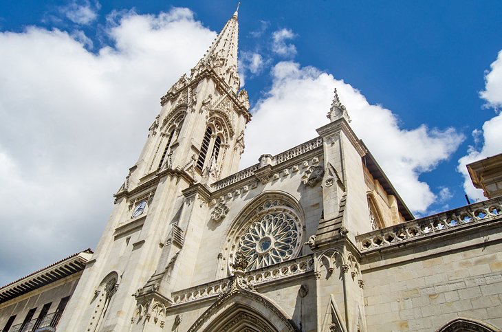 圣地亚哥大教堂在毕尔巴鄂