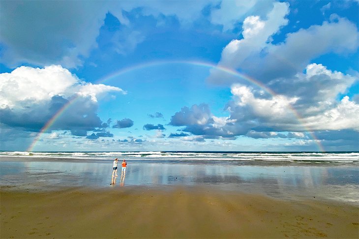库伦海滩上的彩虹